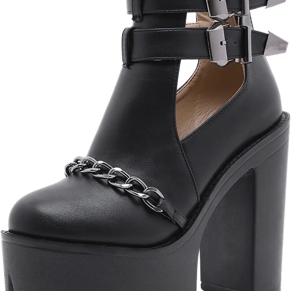 GDGYDH Black High Heel Platform Boots for Women with Chain & Chunky Heels - Picture 8 of 11